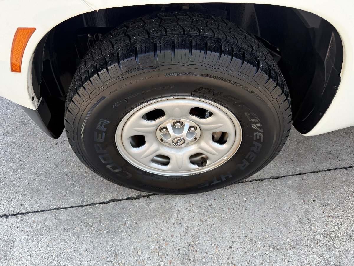 Used 2022 Nissan Frontier S RWD image 9