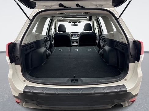 Used 2023 Subaru Forester Premium AWD/4WD image 22
