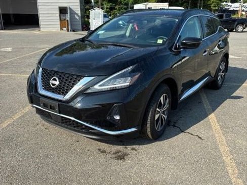 Used 2024 Nissan Murano SV w/ Cargo Package AWD/4WD image 3