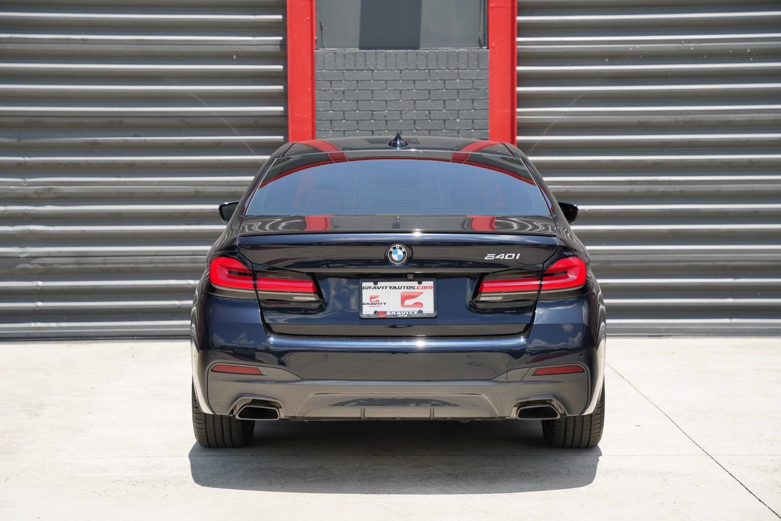 Used 2023 BMW 540i w/ M Sport Package RWD image 9