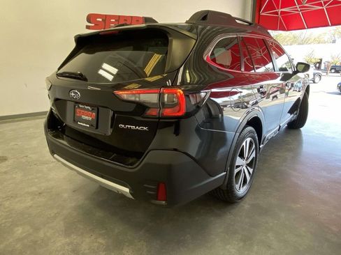 Used 2022 Subaru Outback Limited w/ Popular Package #2 image 3