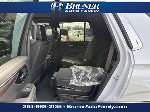 New 2026 Chevrolet Tahoe Premier image 14