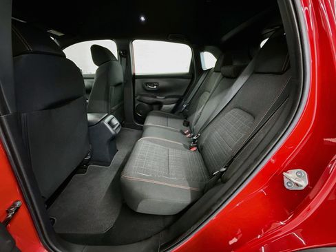 Used 2025 Honda HR-V Sport image 27