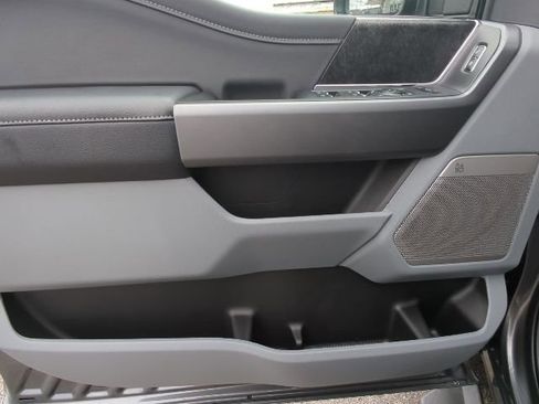 New 2026 Ford F250 XLT w/ XLT Premium Package image 25