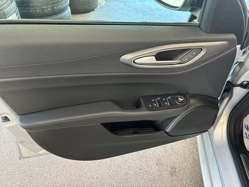 Used 2024 Alfa Romeo Giulia Ti w/ Performance Driving Package RWD image 8
