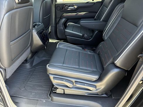 New 2026 GMC Yukon XL AT4 Ultimate w/ LPO, Floor Liner Package AWD/4WD image 24