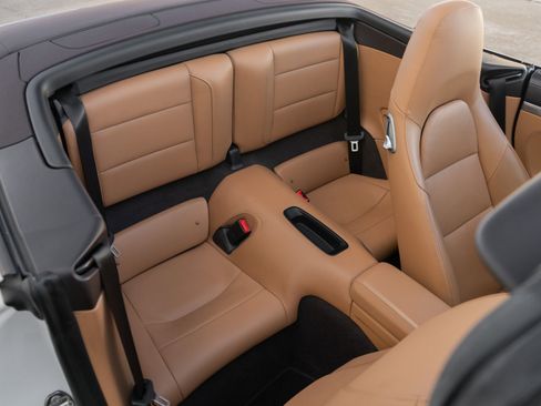 Used 2018 Porsche 911 Carrera 4S image 26