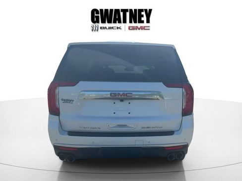 Used 2024 GMC Yukon Denali w/ LPO, Floor Liner Package AWD/4WD image 4