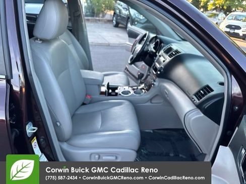 Used 2013 Toyota Highlander Limited AWD/4WD image 38