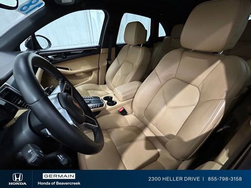 Used 2018 Porsche Macan Sport Edition image 28