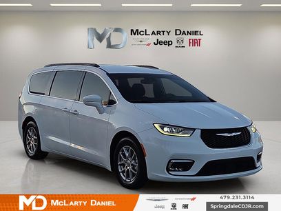 Used 2022 Chrysler Pacifica Touring