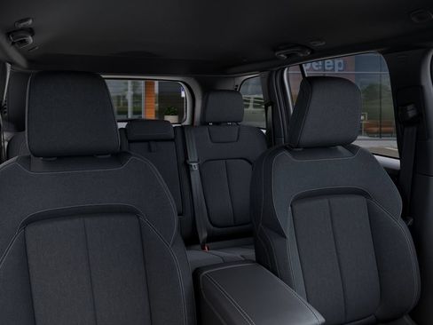 New 2026 Jeep Grand Cherokee Laredo X AWD/4WD image 27