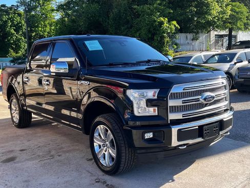 Used 2017 Ford F150 Platinum w/ Equipment Group 701A Luxury AWD/4WD image 11