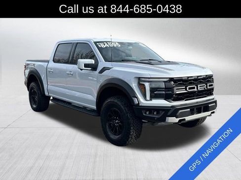 Used 2025 Ford F150 Raptor image 3
