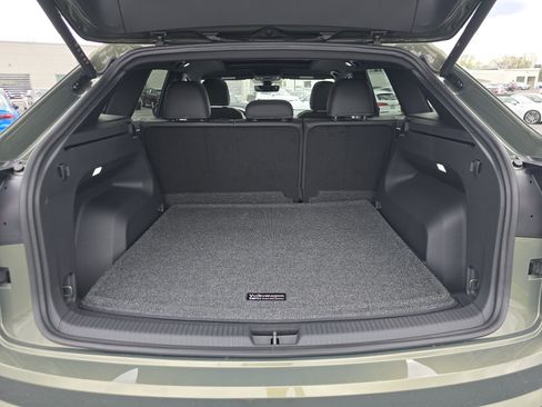 New 2026 Volkswagen Atlas Cross Sport SE AWD/4WD image 15