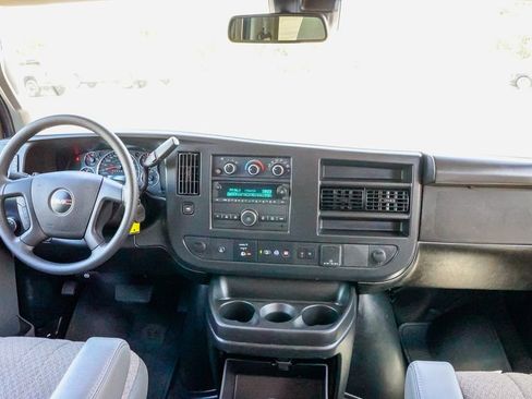New 2026 GMC Savana 3500 LT w/ LT Preferred Equipment Group RWD image 12