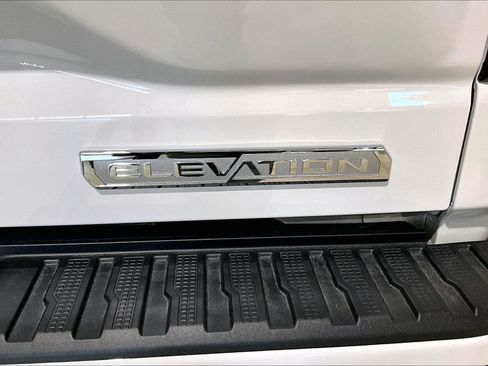 New 2026 GMC Sierra 1500 Elevation w/ Elevation Premium Package AWD/4WD image 11
