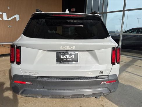 Certified 2023 Kia Sorento X-Line EX image 12