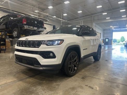 New 2025 Jeep Compass Limited w/ Sun & Sound Group image 3