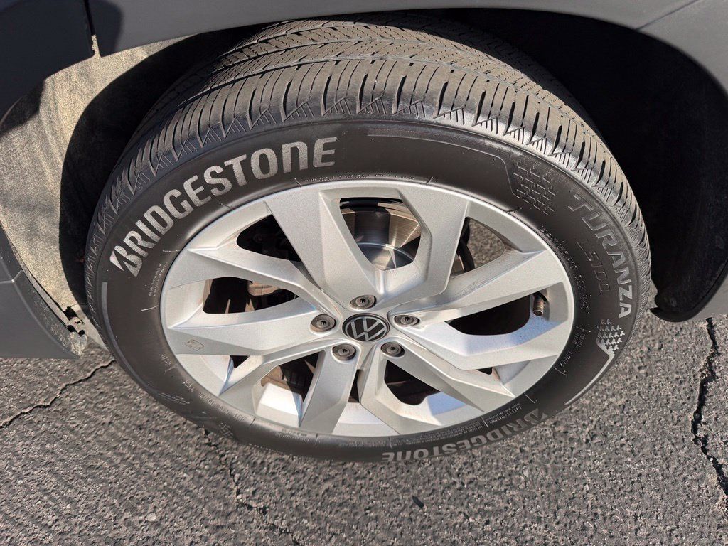 Used 2023 Volkswagen Taos S AWD/4WD image 8