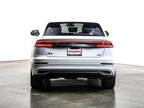 Used 2023 Audi Q8 Premium Plus w/ Premium Plus Package image 4