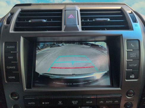 Used 2020 Lexus GX 460 Premium w/ Premium Package image 12