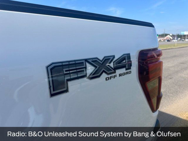 Used 2024 Ford F150 Lariat w/ Equipment Group 502A High AWD/4WD image 8