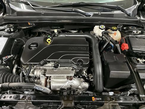Used 2024 Chevrolet Malibu LS FWD image 24