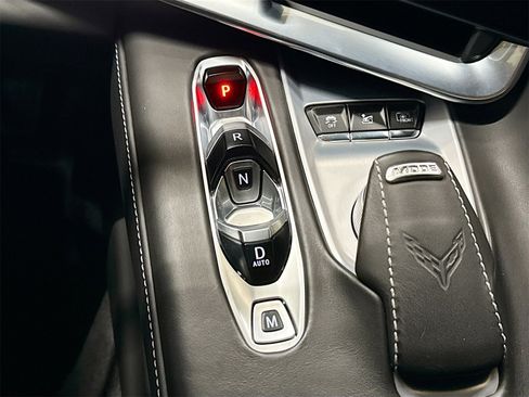 Used 2020 Chevrolet Corvette Stingray Premium Cpe w/ 3LT image 17