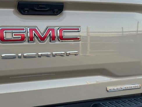 Used 2023 GMC Sierra 1500 Elevation AWD/4WD image 6