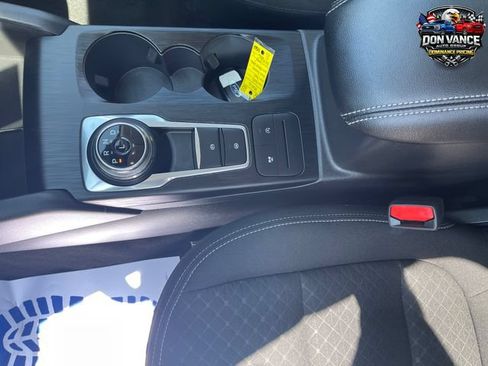 Used 2025 Ford Escape Active AWD/4WD image 22