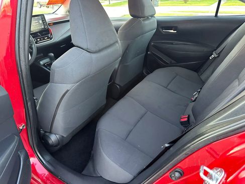 Used 2020 Toyota Corolla LE image 16