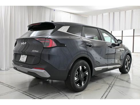 New 2026 Kia Sportage LX image 7