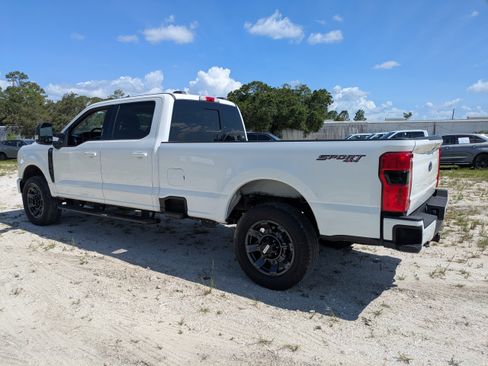 Used 2024 Ford F250 Lariat w/ Lariat Ultimate Package AWD/4WD image 6