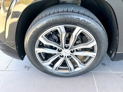 Used 2019 GMC Terrain Denali w/ Driver Alert Package II image 9