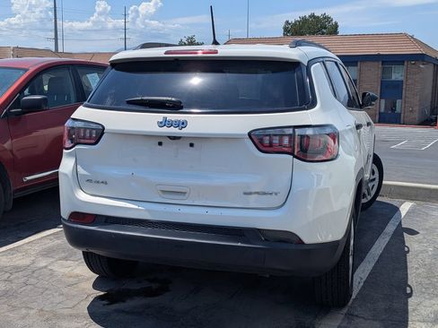 Used 2018 Jeep Compass Sport AWD/4WD image 7