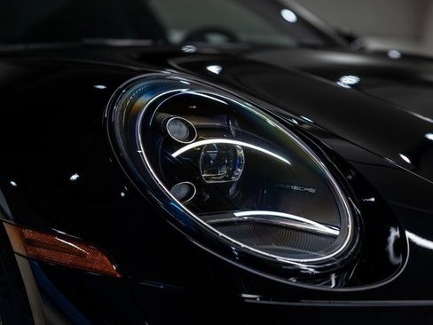 Used 2024 Porsche 911 Carrera 4S image 14