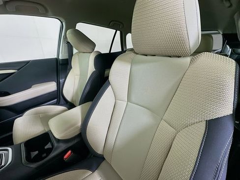 Used 2023 Subaru Outback Premium image 21