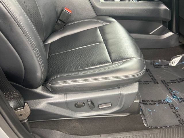 Used 2024 Ford Expedition Max XLT AWD/4WD image 26