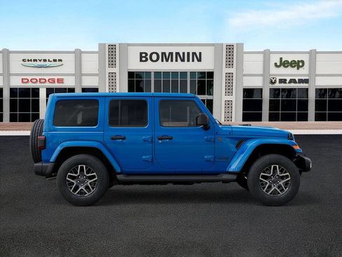 New 2025 Jeep Wrangler Unlimited Sahara AWD/4WD image 21