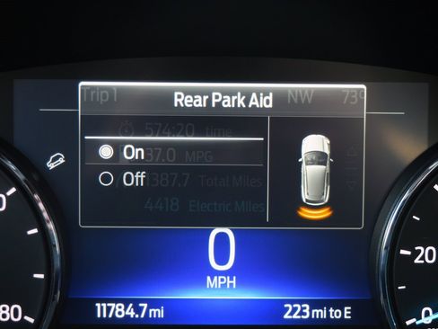 Used 2022 Ford Escape SEL image 24