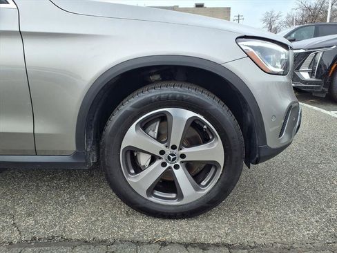 Used 2021 Mercedes-Benz GLC 300 4MATIC image 4
