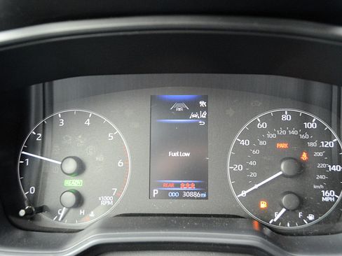 Used 2024 Toyota Corolla LE w/ LE Convenience Package image 27