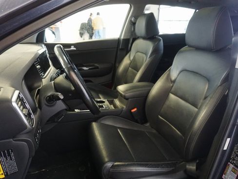 Used 2020 Kia Sportage EX w/ Option Group 15 image 18