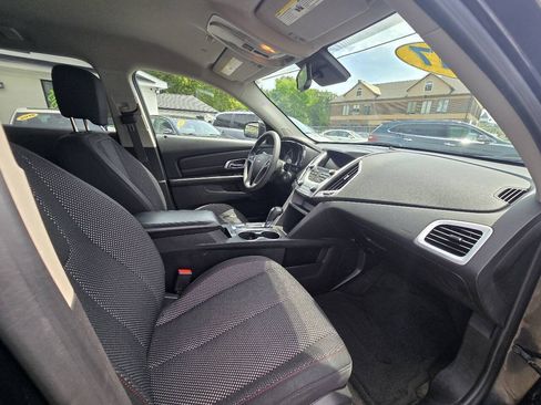 Used 2017 GMC Terrain SLE FWD image 33