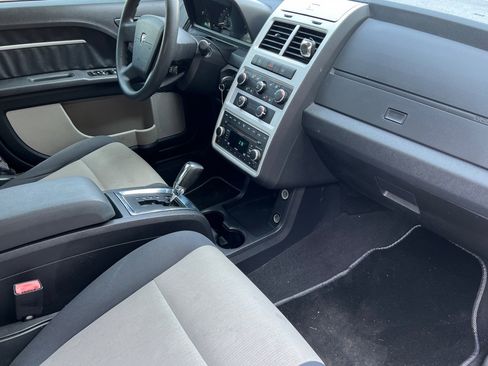 Used 2009 Dodge Journey SXT w/ Flexible Seating Group image 16