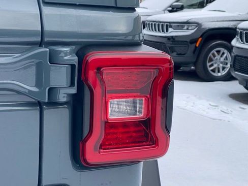 New 2026 Jeep Wrangler Unlimited Rubicon w/ Safety Group image 15