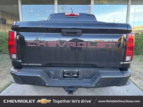 Certified 2024 Chevrolet Colorado Trail Boss w/ Advanced Trailering Package image 7