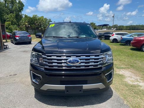 Used 2019 Ford Expedition Limited RWD image 3