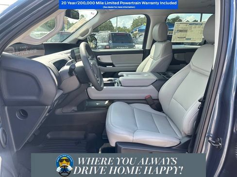 New 2027 Ford Expedition Max Active RWD image 7